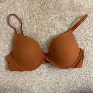 Skims bra